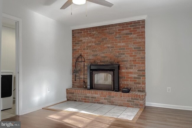 Photo - 18937 McKays Cove Ln