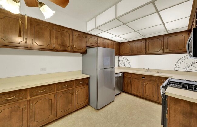 Photo - 10351 Menard Ave Unit 322