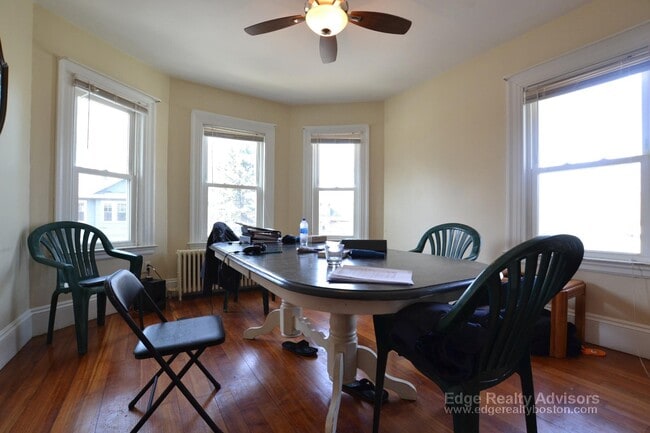 Photo - 75 Leicester St Unidad 2