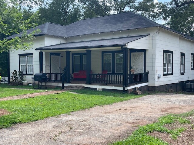 Photo - 1915 Browns Mill Rd SE Unit B