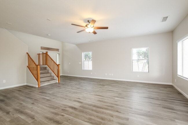 Photo - 16801 W Statler St