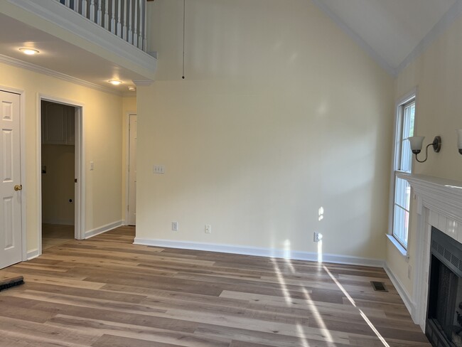 Photo - 6 Willow Tree Ct