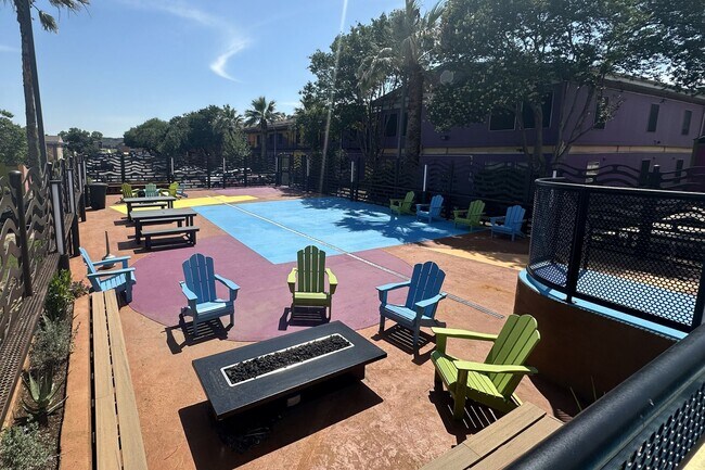 Photo - The Metropolis Apartments