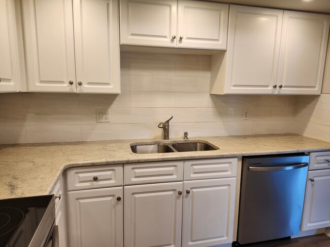 Photo - 3130 Seasons Way Unit 401