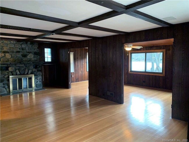 Building Photo - 23 Cedar Dr Rental