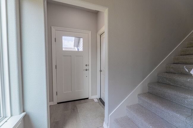 Photo - 1703 Casuarina Dr