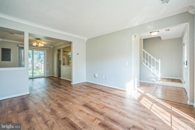 Photo - 14801 Basingstoke Loop