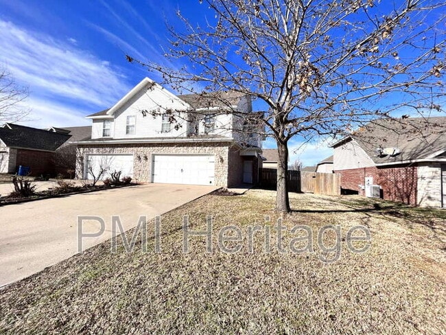 Photo - 3200 SW Windrift Ave