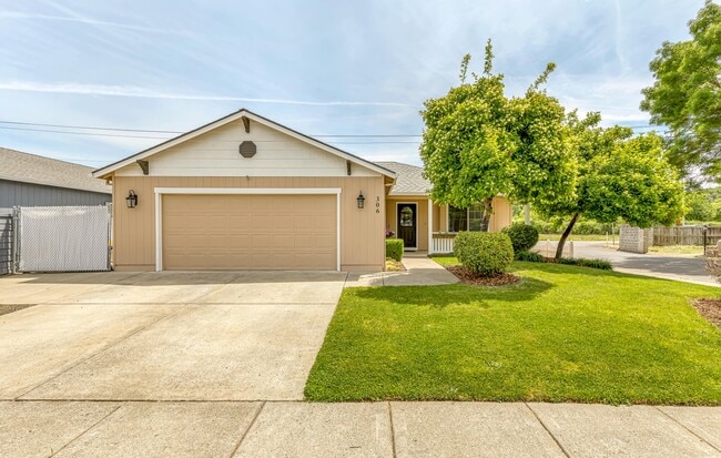 Building Photo - 306 Sandi Way Rental