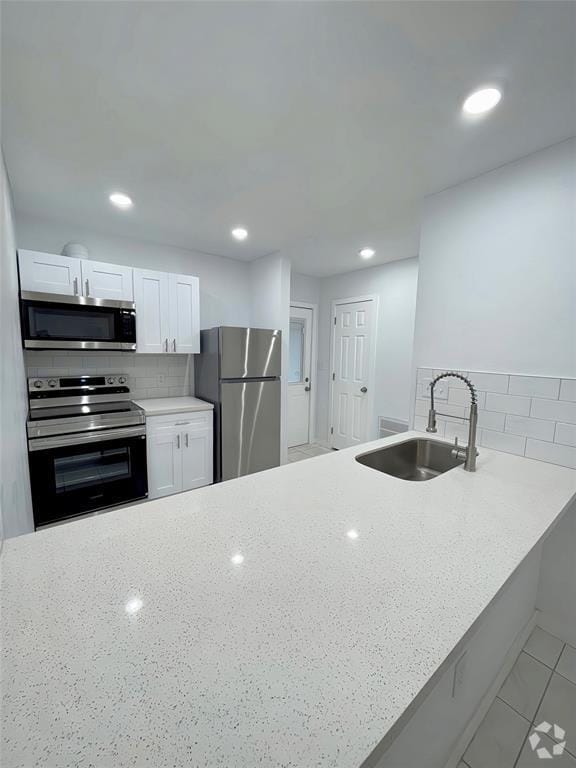 Building Photo - 3300 Yorktown St Unit 2 Rental