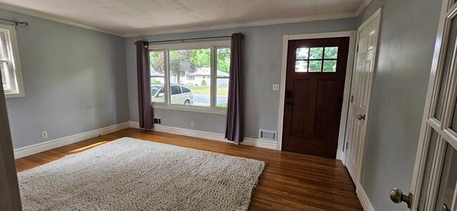 Photo - 2229 Oriole Ave