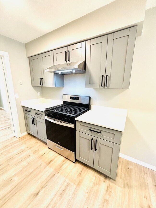 Photo - Newly Updated In Prime Apple Valley Neighborhood