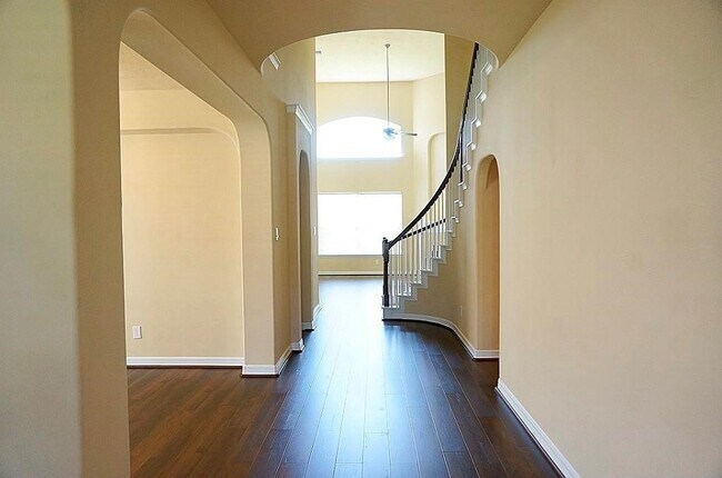 Photo - 3319 Hawkins Glen Ln
