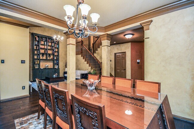 Photo - 12906 Kingsbridge Ln