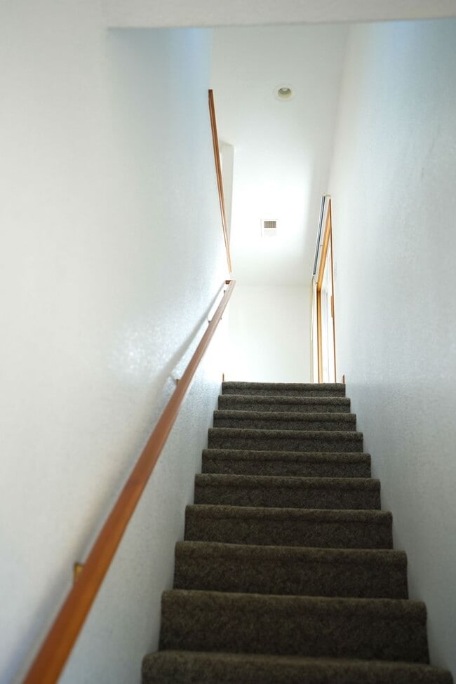 Photo - 2712 Meadow Creek Way Unit B