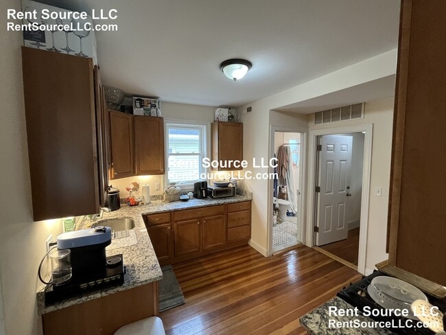 Photo - 23 Willard Ave Unit 2