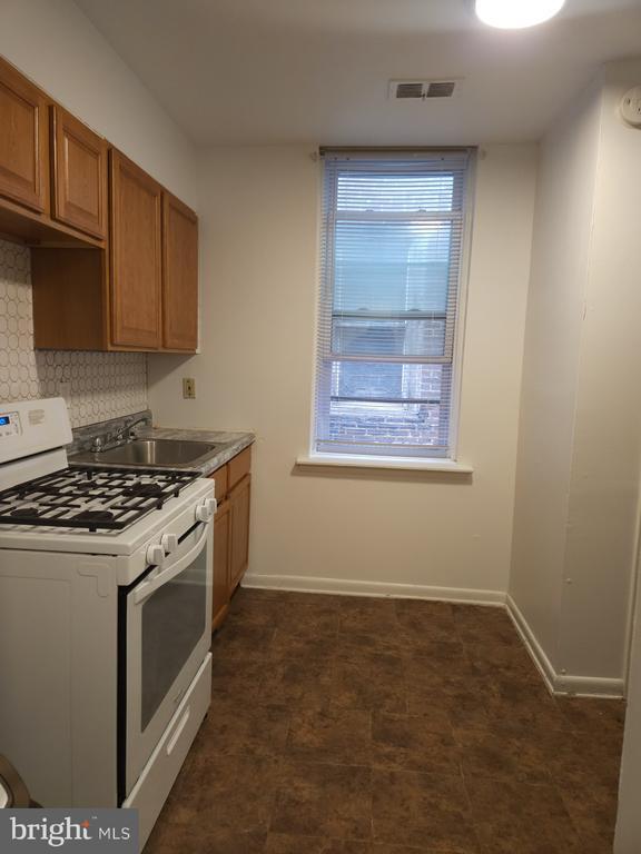 1332 Wagner Ave