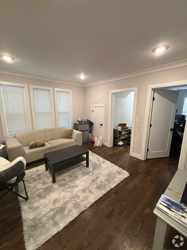 Building Photo - 11 Pomeroy St Unit 11 Rental