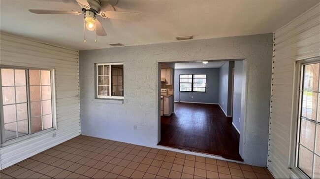 Photo - 9103 Whitman Ln