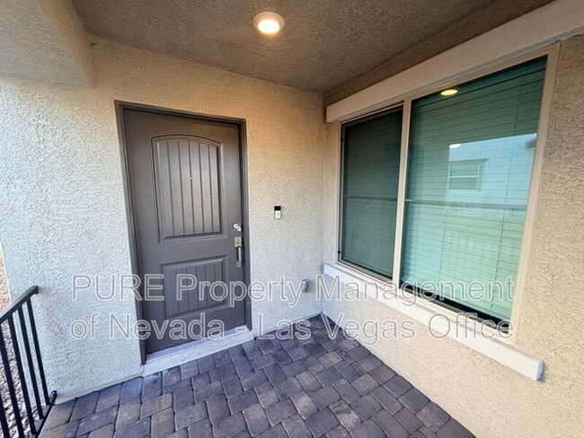 Photo - 815 Watford Pl