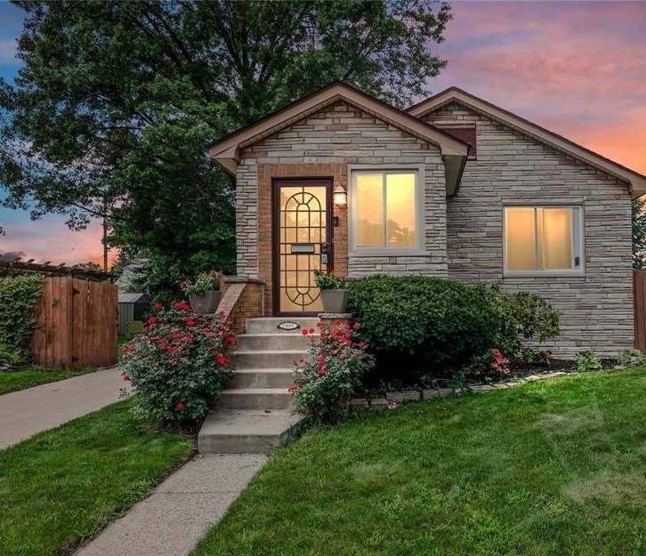 Photo - 23053 Couzens Ave House