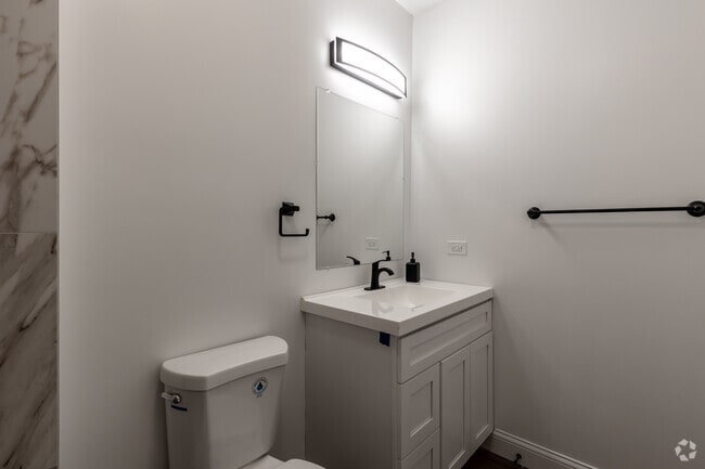 3BR, 2BA - 1,300SF - Second Bathroom