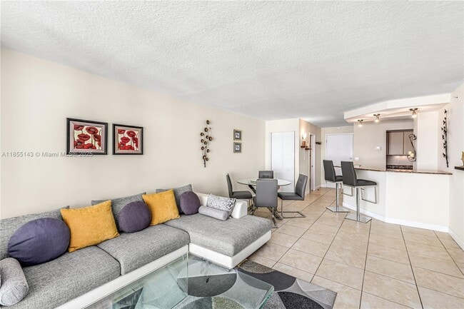 Building Photo - 6917 Collins Ave Unit 1608 Rental