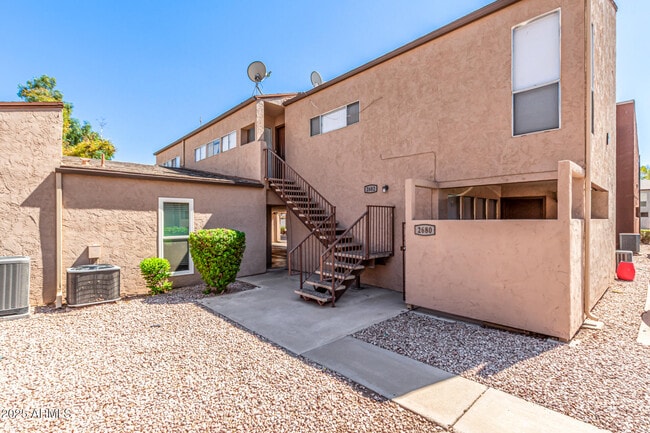 Photo - 2680 E Oakleaf Dr