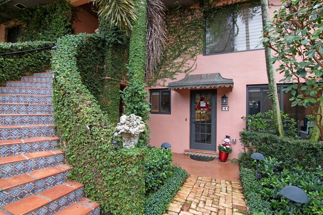 Photo - 226 Chilean Ave Unidad 4