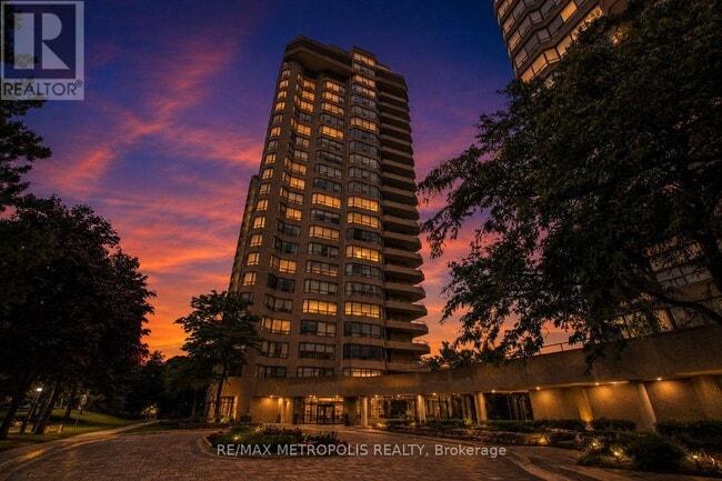 Photo - 6 Willow St Unit 1004