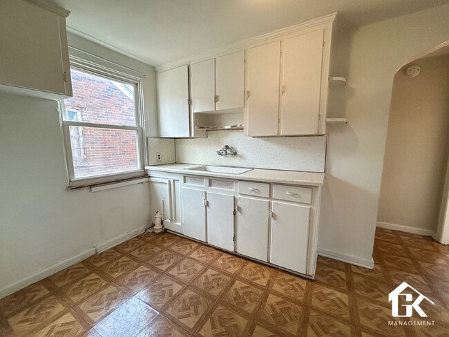 Photo - 18461 Washburn St Unit 18461 Washburn Upper
