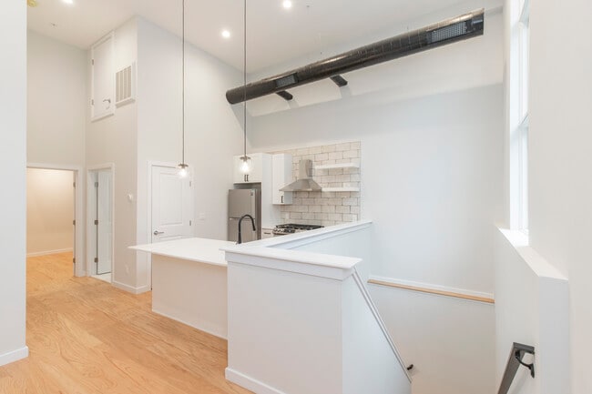 Photo - 757 N Uber St