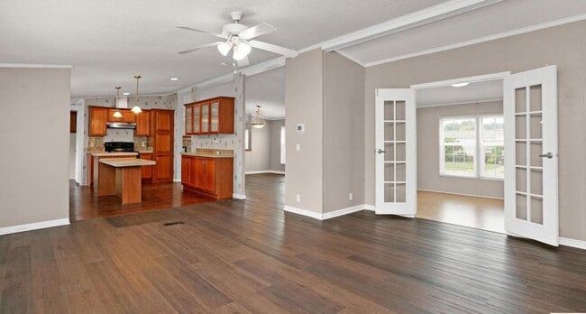 Photo - 200 Preakness Dr