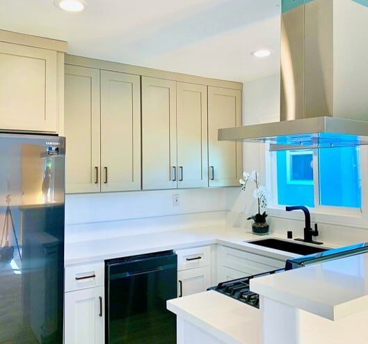 Photo - 2743 Fairmount St.