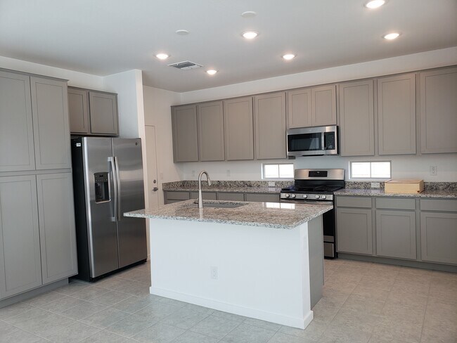 Photo - 1315 W Crane Dr