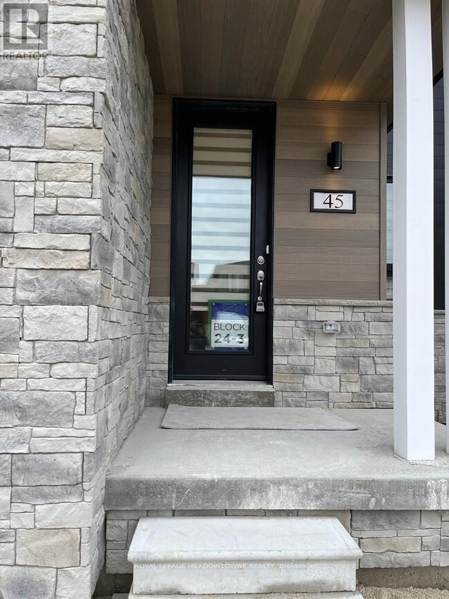 Photo - 45 Eberhardt Dr