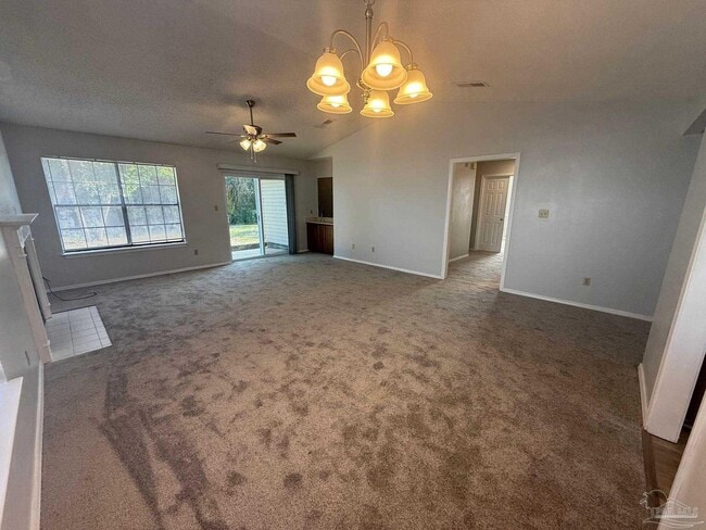 Photo - 2715 Summertree Ln