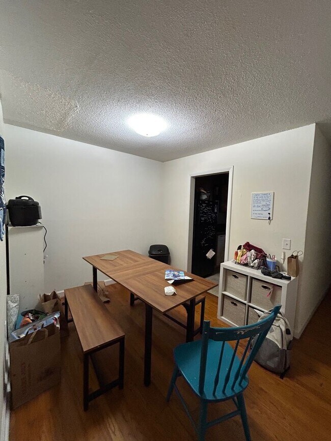Photo - 205 Sunrise Ln