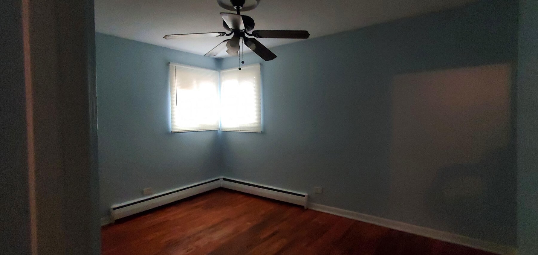 Photo - 9121 Lawler Ave Unidad 2nd floor