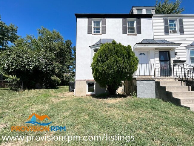 Photo - 782 Charing Cross Rd