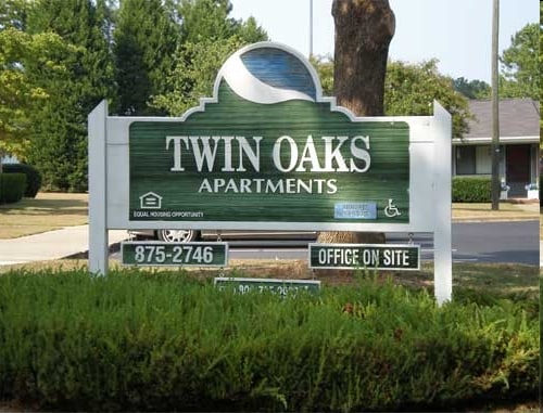 Photo - Twin Oaks Apartments