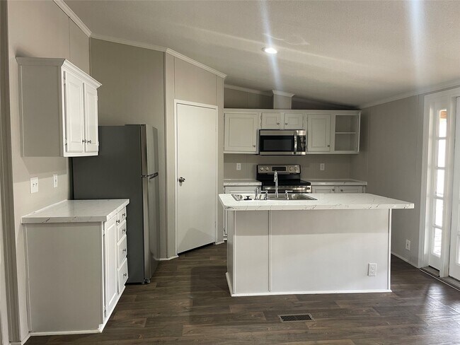 Photo - 15661 Deer Glen Ln