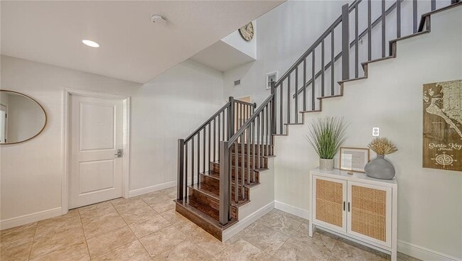 1145 Horizon View Dr