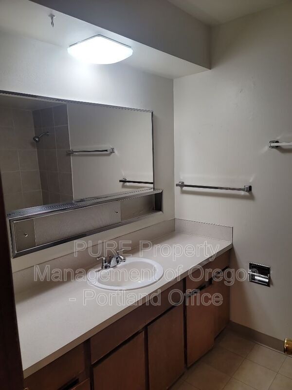 Photo - 1115 SE 27th Ave