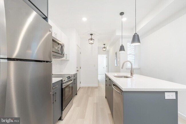 Photo - 2139 N 7th St