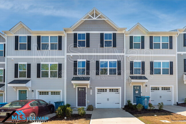 Building Photo - 4005 Lush Grove Dr Rental