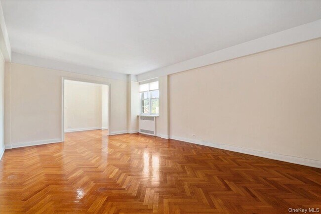 Photo - 45 Popham Rd Unit 4J