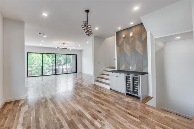 Photo - 4525 Weldon St