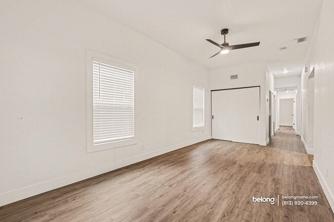 Photo - 1922 W Main St