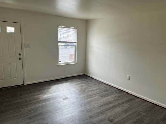 Photo - 8202 Tomlinson Ct